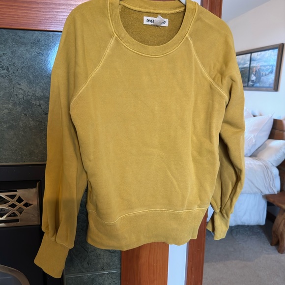 Yellow Sweatshirt - Picture 3 of 4